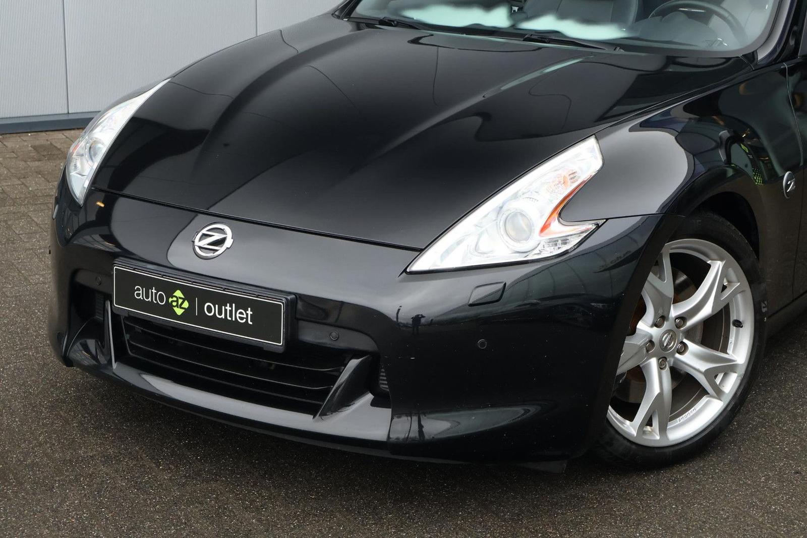 Nissan 370Z Roadster 3.7 V6 Pack | 328 ch | BVA | Capote électrique | Sièges chauffants | Xénon | Bluetooth | Régulateur de vitesse