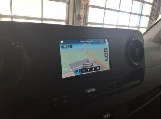 Fahrzeugabbildung Mercedes-Benz Sprinter 317 Koffer LBW 4.325 Navi RFK SHZ Klima