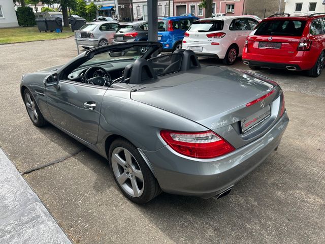 Fahrzeugabbildung Mercedes-Benz SLK 200 Roadster Autom.+Navi+Leder+Panorama+BT+