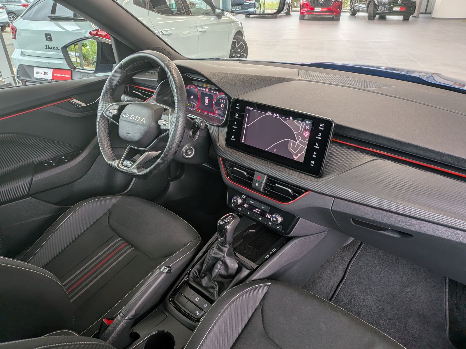 Fahrzeugabbildung SKODA Kamiq 1.5 TSI DSG Monte Carlo Pano Matrix 5J.GAR