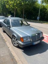 Mercedes-Benz Mercedes Benz w124 E200 - Mercedes-Benz E 200 aus 1990