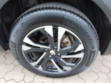 Bild 16 Peugeot 2008 Allure