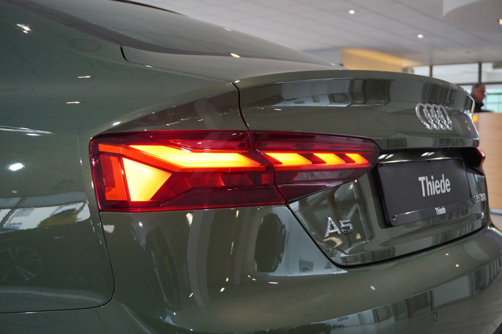 Fahrzeugabbildung Audi A5 Sportback 35 TDI S-TRONIC NAVI/LED/SHZ/DAB+