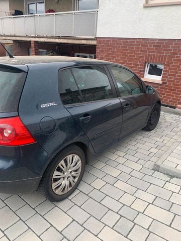 Volkswagen Golf V 1.6 1K1