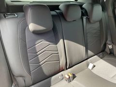 JEEP Avenger MY25 MHEV Black Edition
