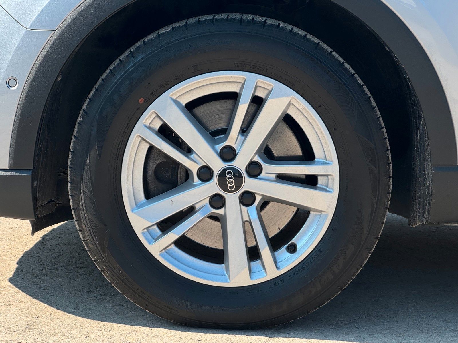 Fahrzeugabbildung Audi Q3 45 TFSI e S tronic Sonos Virtual Pano CAM ACC