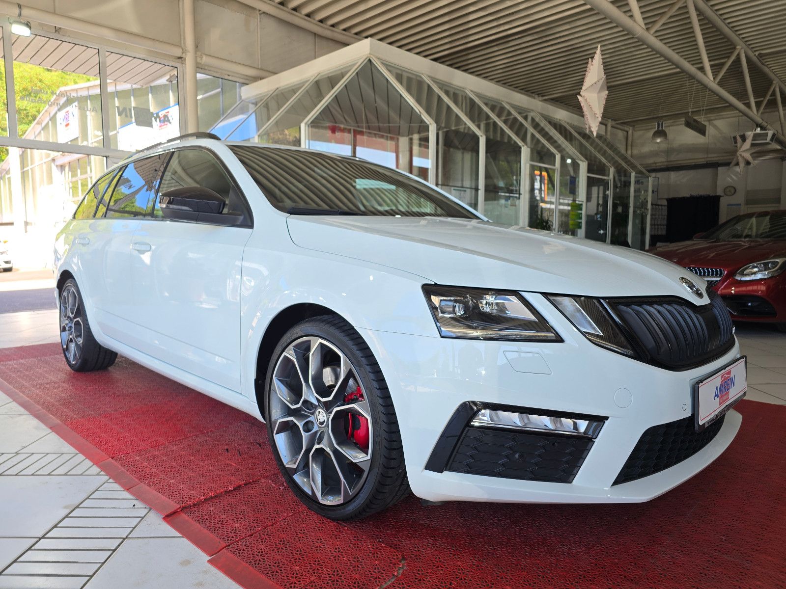 Škoda Octavia Combi RS 4x4 ACC+PANO+BLACK DESIGN+19&amp;quot;