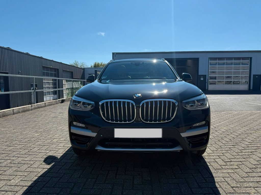 Image of BMW X3