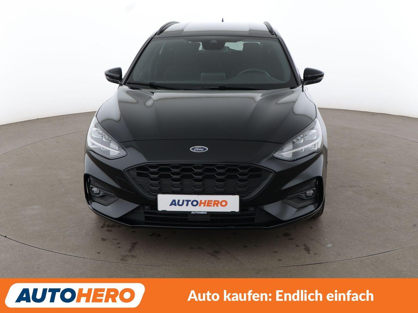 Ford Focus 1.0 EcoBoost ST-Line*NAVI*LED*SPUR*PDC*SHZ