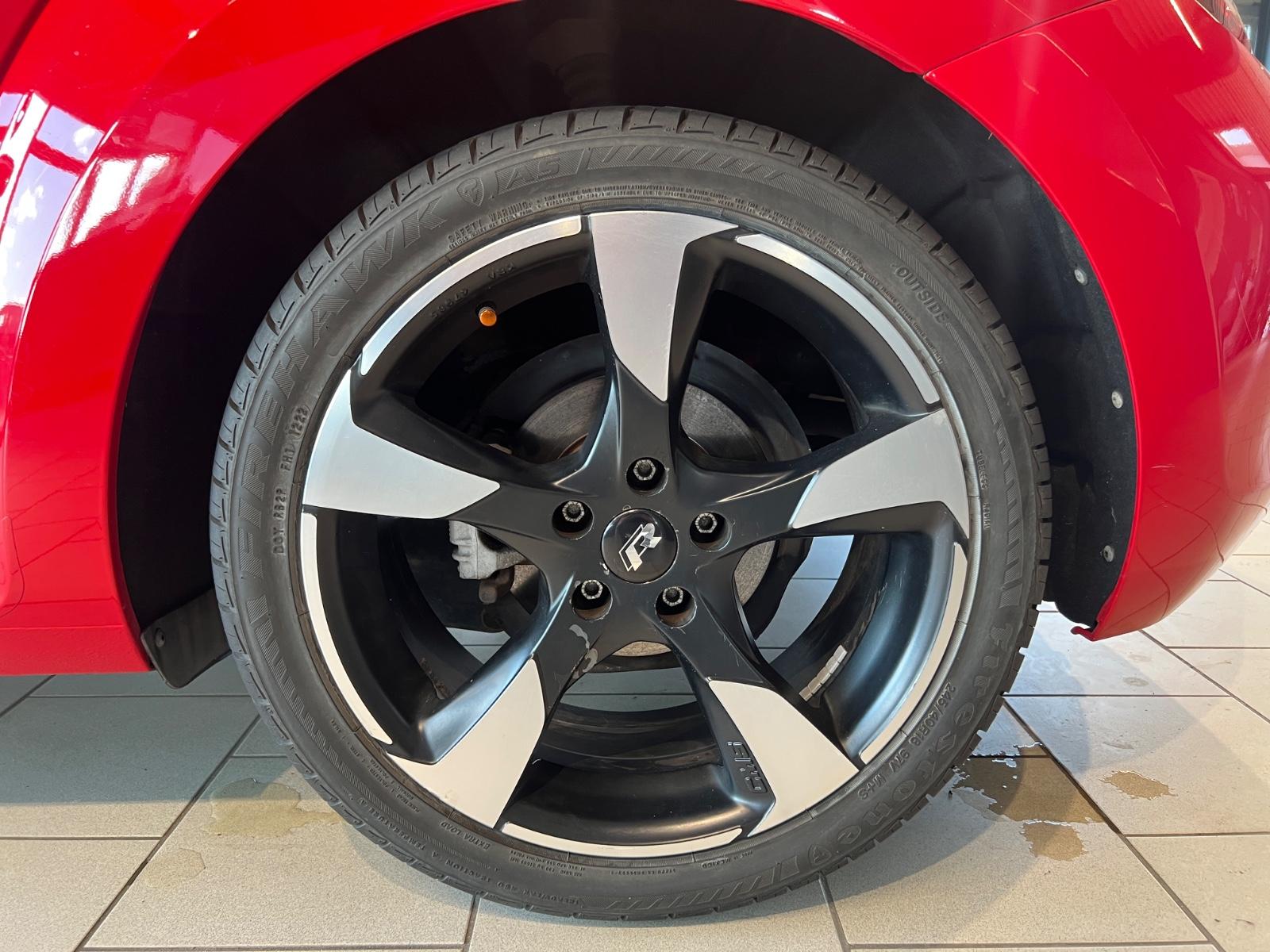 Volkswagen Beetle 2.0 TSI DSG BMT R-Line