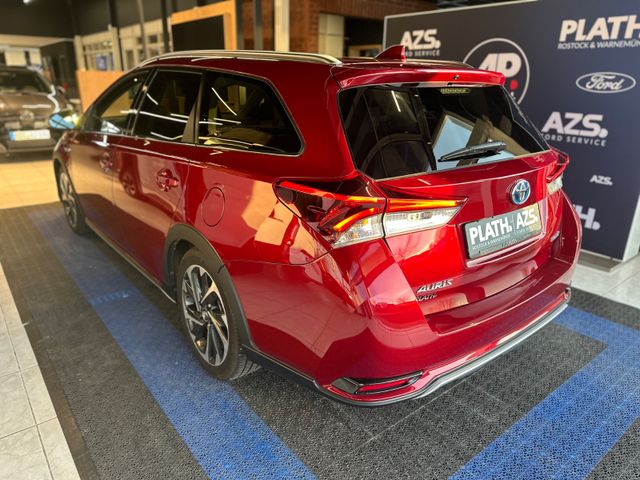 Toyota Auris Touring Sports Hybrid Free Style
