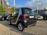 Smart For Two Micro Hybrid Drive /KLIMA /SERVO/ZV/PANO - gebrauchte Smart ForTwo aus dem Jahr 2013
