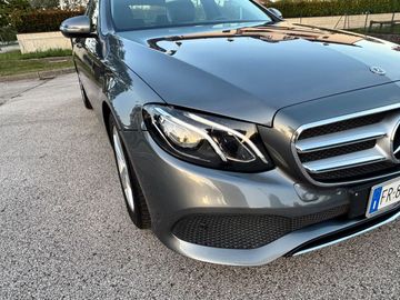 Mercedes E 200 - 10