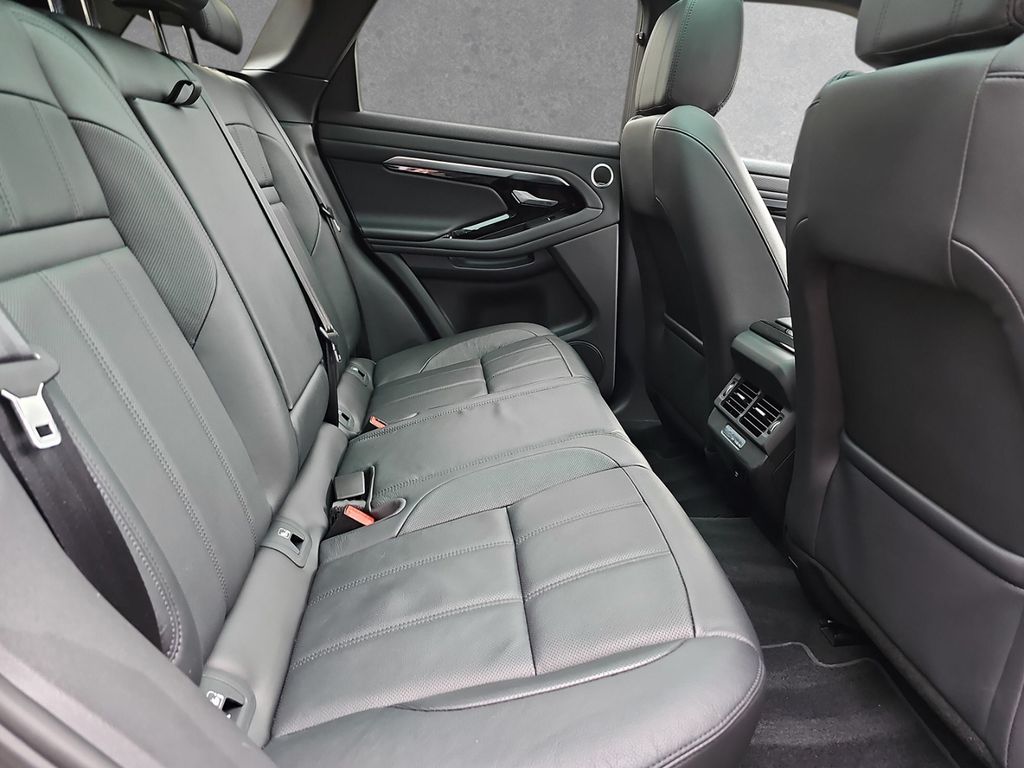 Land Rover Range Rover Evoque P300 R-Dynamic S