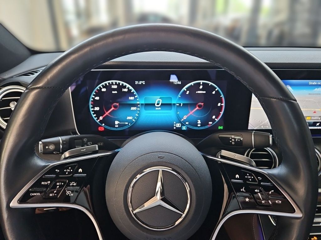 Fahrzeugabbildung Mercedes-Benz E 400 dT 4M Avantg. Distronic+ SDHZ Sitzkl. 360°