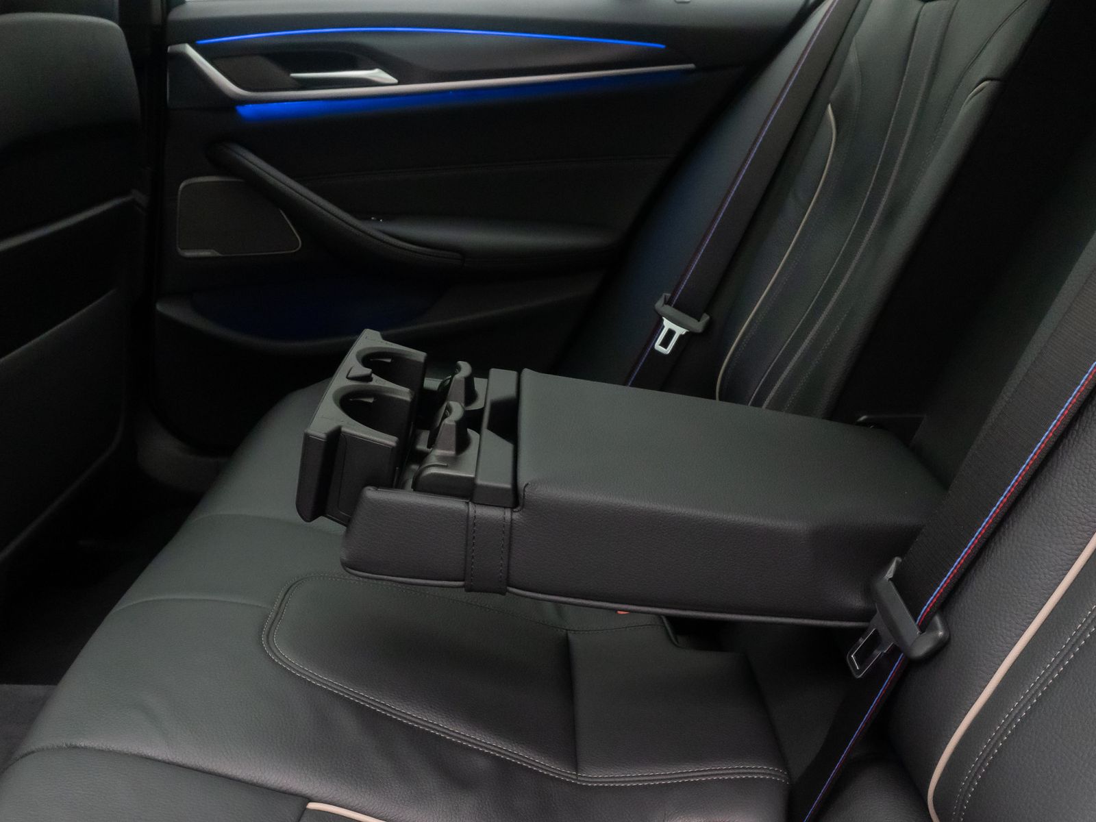 Fahrzeugabbildung BMW 540d xD M Sport Pro Panoram 360°Laser SoftCL HUD