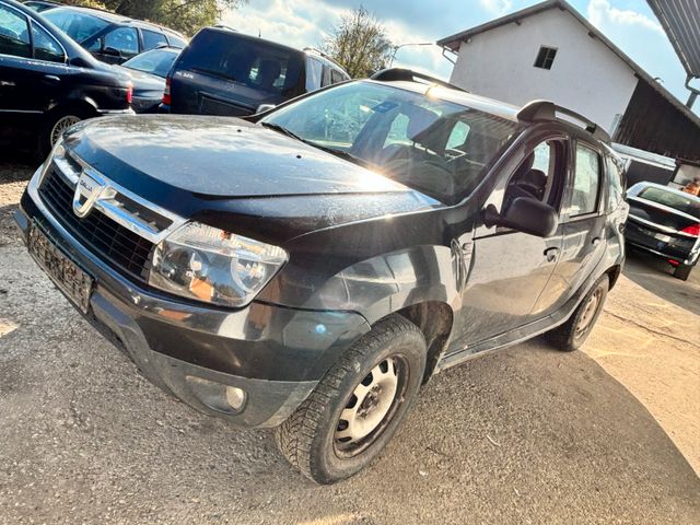 Dacia Duster dCi 110 4x4 ( KLIMA, AHK, 8FACH )