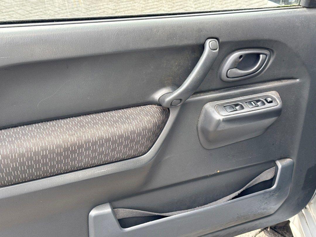 Suzuki Jimny 2005 — photo 17