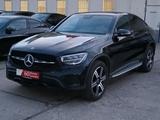 Mercedes-Benz GLC300de Coupe 4M Leder_GSD_Distro_TWA_EasyPack_ - Hybrid (Diesel/Elektro): Coupe, Schiebedach