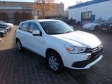 Mitsubishi ASX 2WD, Klimautom., CD, USB, zus. Winterräder - Mitsubishi ASX: Weiß