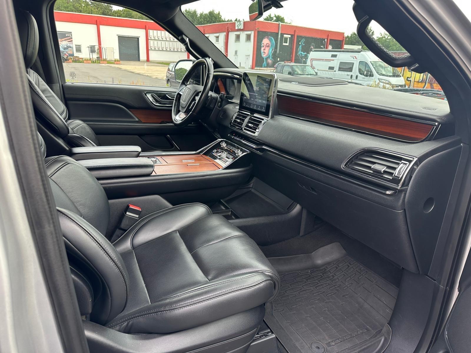 Lincoln Navigator 3.5 V6 7-Sitzer