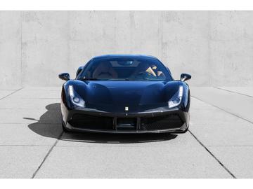 2015 Ferrari 488 GTB 照片 9