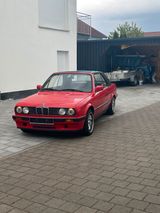 BMW E30 320i Cabrio  Erstbesitz  Nur 124... - BMW 320 aus 1991: 320i