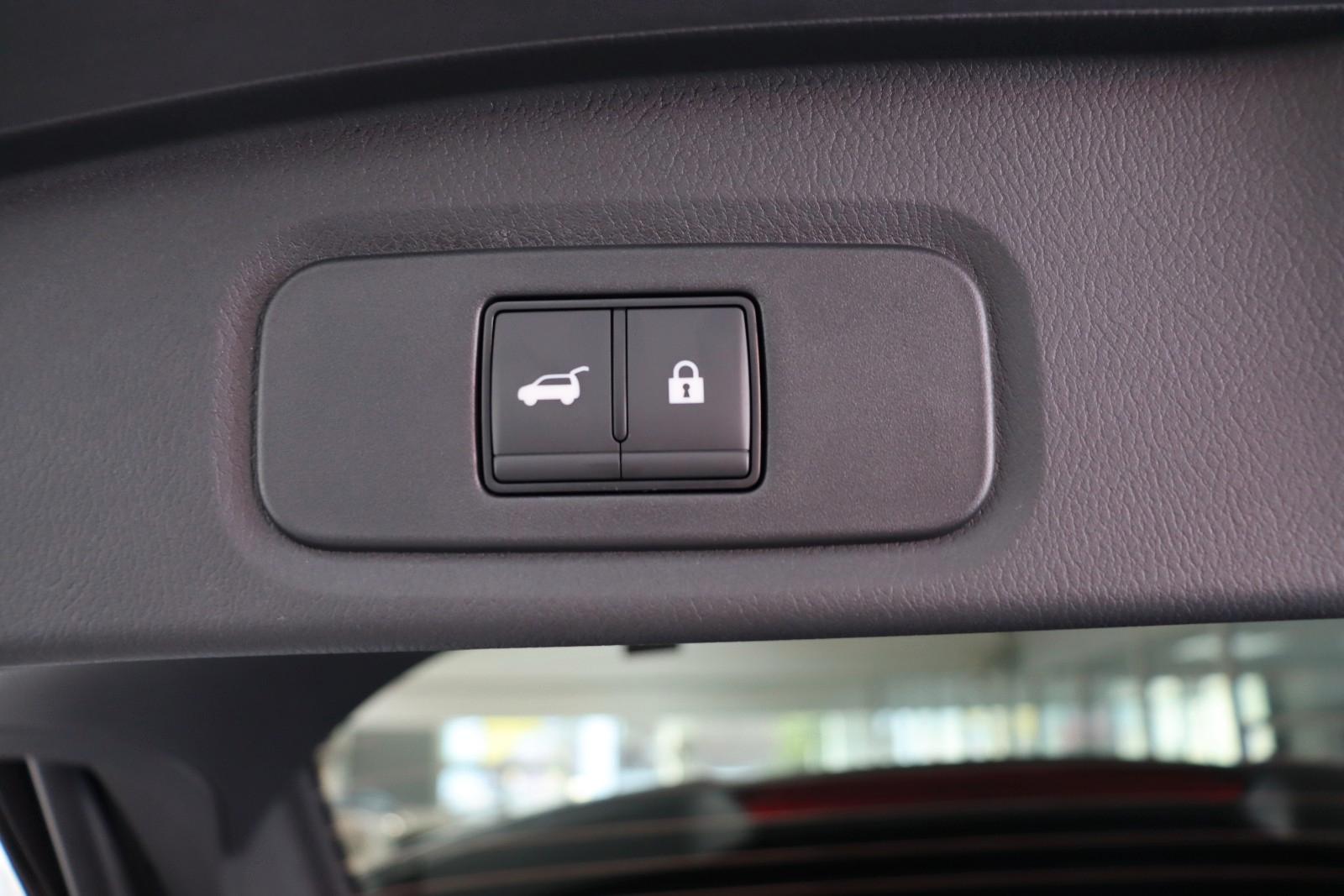 Nissan Qashqai 1.3 AT N-Connecta Navi,Pano,eHeck SOFORT, миниатюра 16