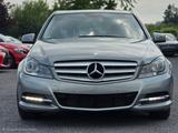 Mercedes-Benz C 200 C Limousine C 200 CGI BlueEfficiency - Mercedes-Benz C-Klasse: Blueefficiency