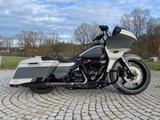 Harley-Davidson Road Glide CVO - einmaliges Fahrzeug. - Harley-Davidson Motorräder in Augsburg