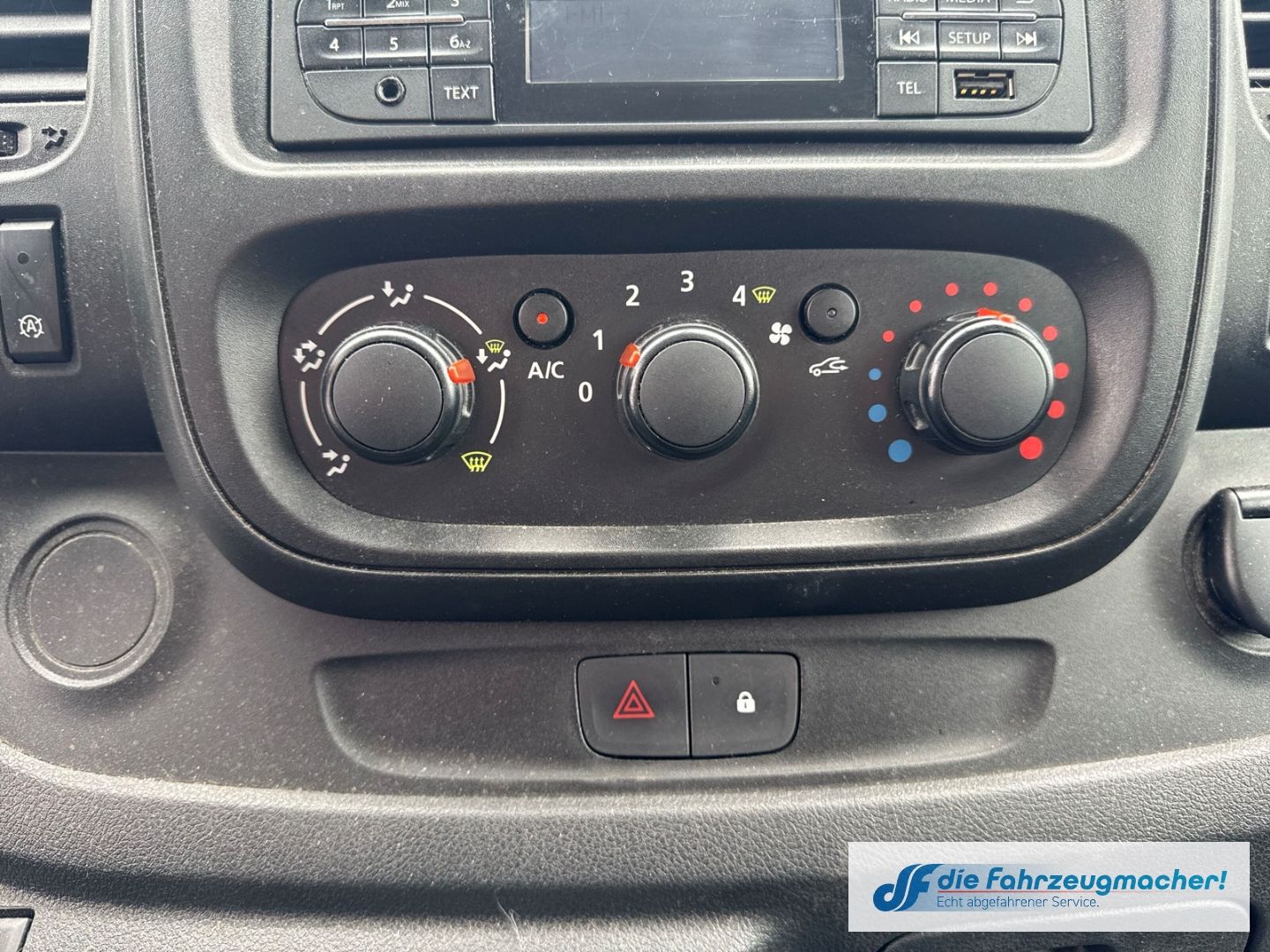 Fahrzeugabbildung Opel Vivaro B L1H1 2,7t *MOTORSCHADEN *8127 *EXPORT