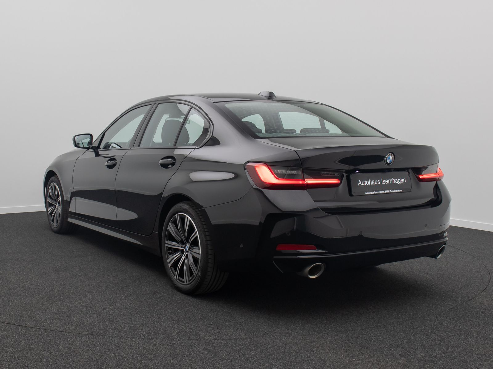 Fahrzeugabbildung BMW 330i Stop&Go DAB Kamera Standhzng Fernlic 18Zoll