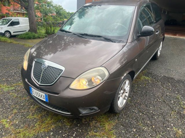 Lancia Ypsilon 1.2 69 CV 5 porte S&S Gold