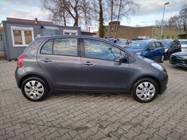 Toyota Yaris 1.3 Team+2.HAND+KLIMA+PDC