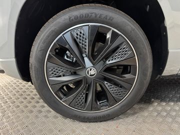 Skoda Karoq Sportline 1.5 Matrix+AHK+Panodach+Kamera