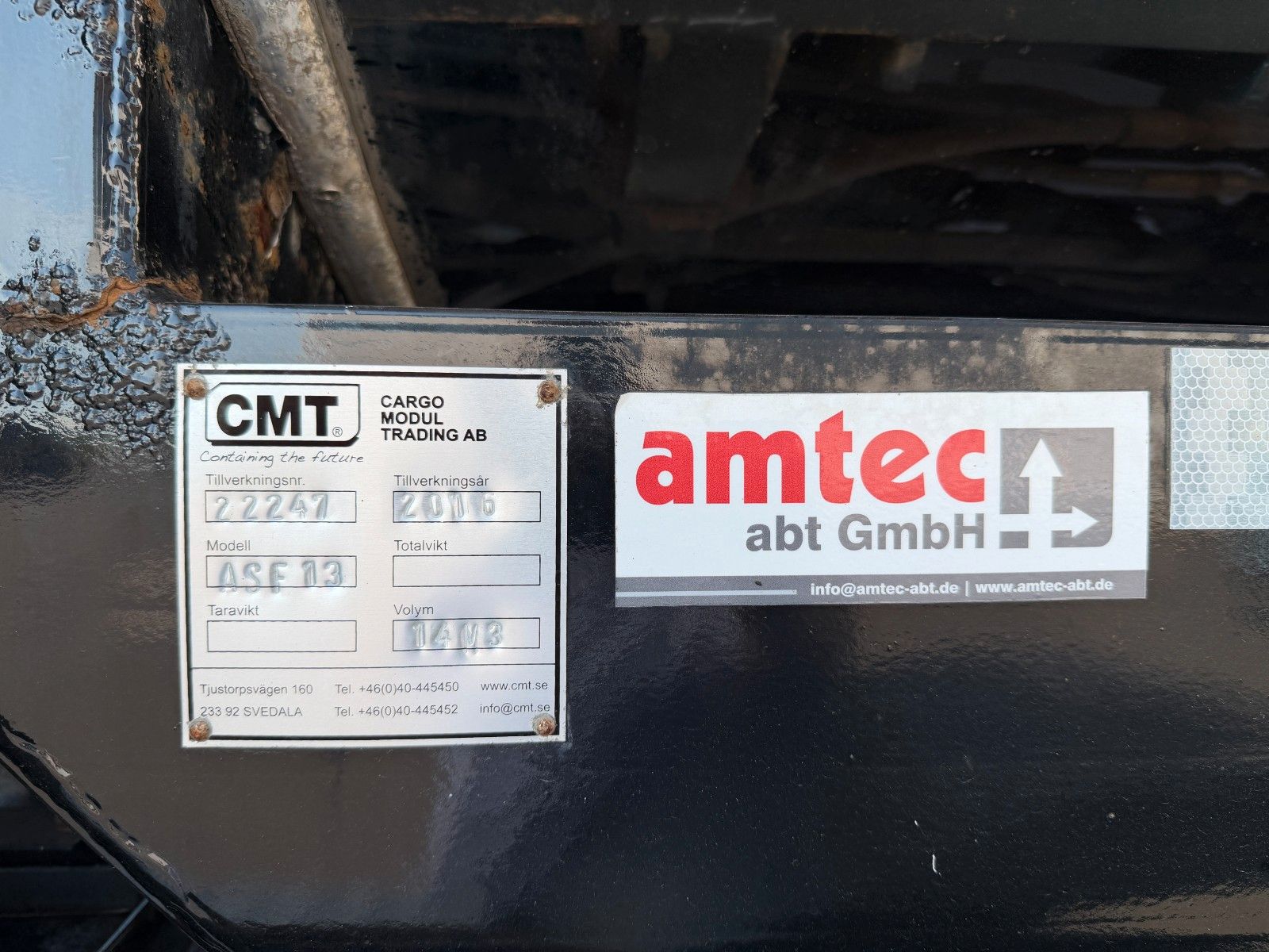 Fahrzeugabbildung Mercedes-Benz Arocs 3251K 8x4 AMTEC Thermokipper +Sprider M25E