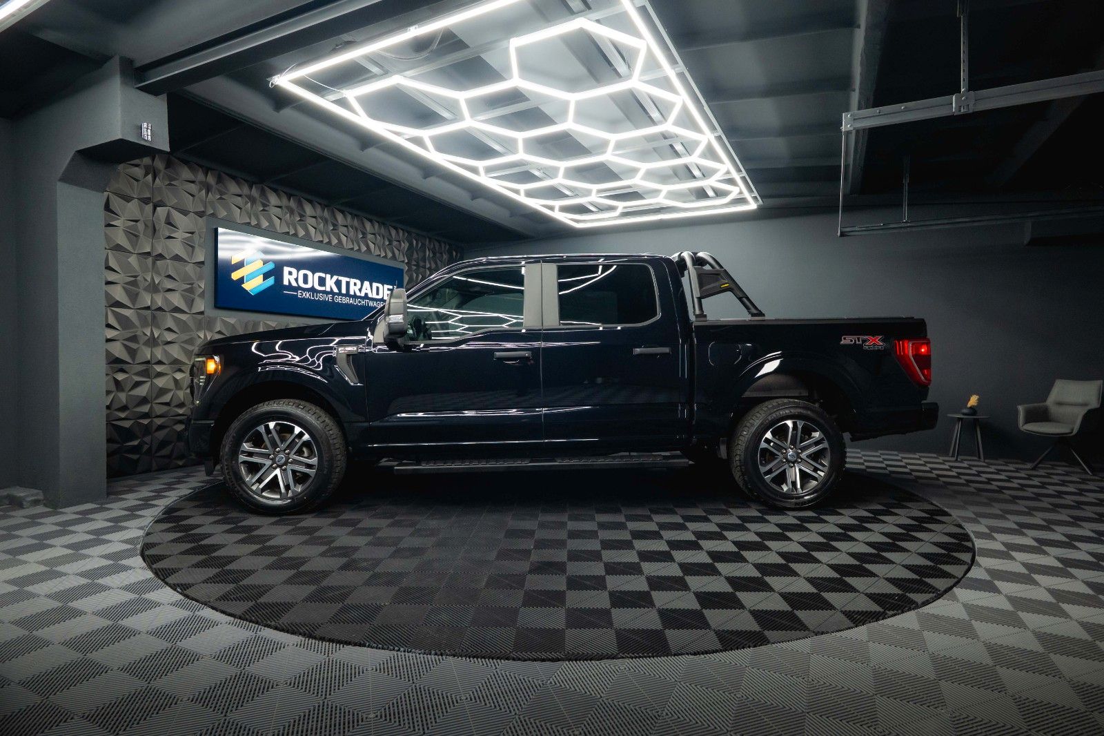 Fahrzeugabbildung Ford F150 5.0L V8 4x4 Offroad  SuperCrew RAPTOR 19%