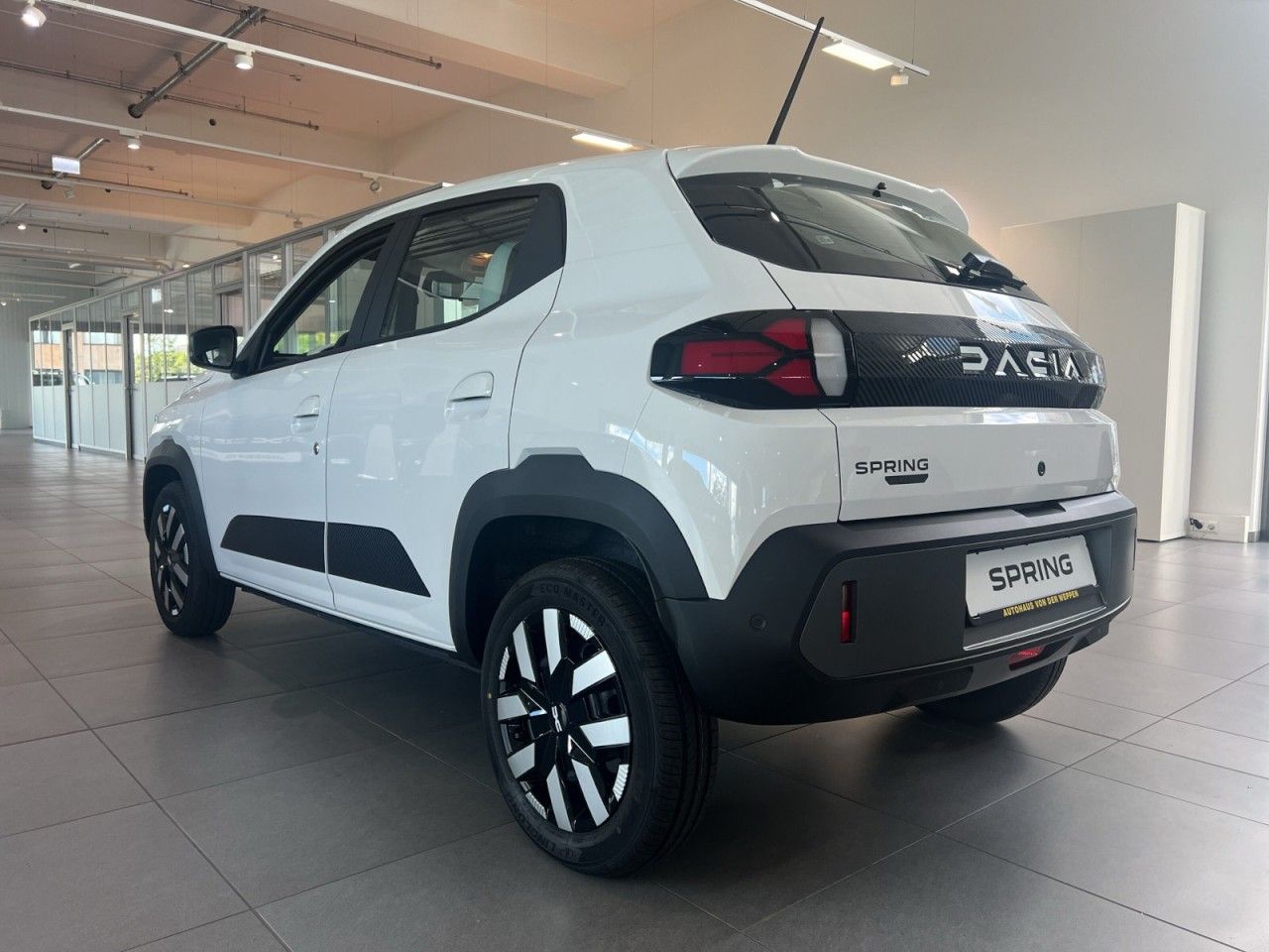 Dacia Spring - Bild 3