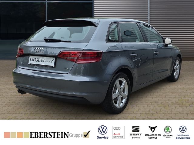 Audi A3 Sportback Attraction 2,0TDI PDC ACC SHZ Spurh