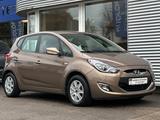 Hyundai ix20 1,6 2.HAND/AHK/SHZ/CLIM./8FACH/ALU/GARANTIE - Hyundai ix20 aus 2013