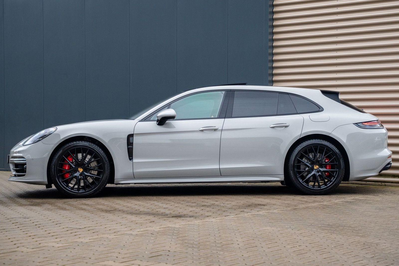 Porsche Panamera Sport Turismo 2.9 4S E-Hybrid | Pano | imagem 2