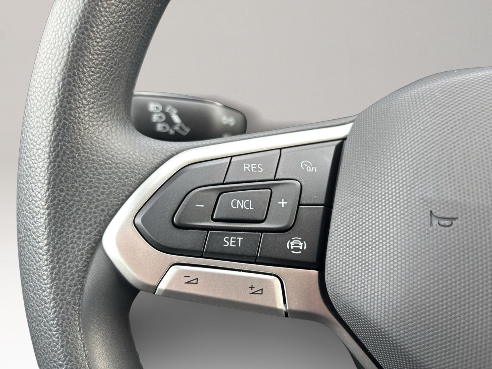 T-Cross 1.0 TSI, Sitzhzg, App, Multilenkrad, LED