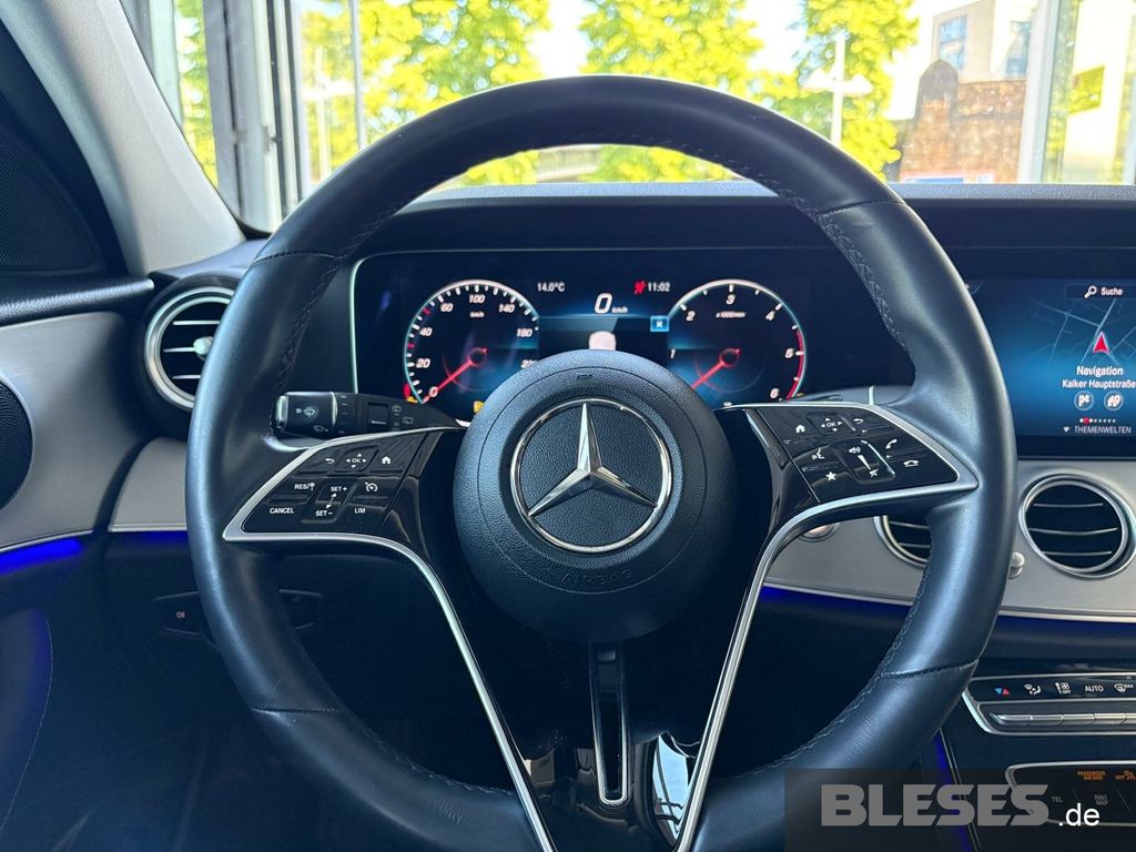 MERCEDES-BENZ E 220 – Bild 12