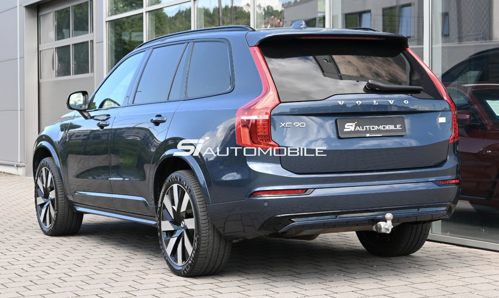 Fahrzeugabbildung Volvo XC90 T8 AWD Recharge Ultimate Dark °AHK°WOOL°