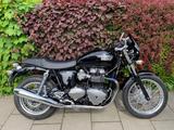 Triumph Thruxton 900, neuer TÜV, Scheckheftgepflegt - Offers
