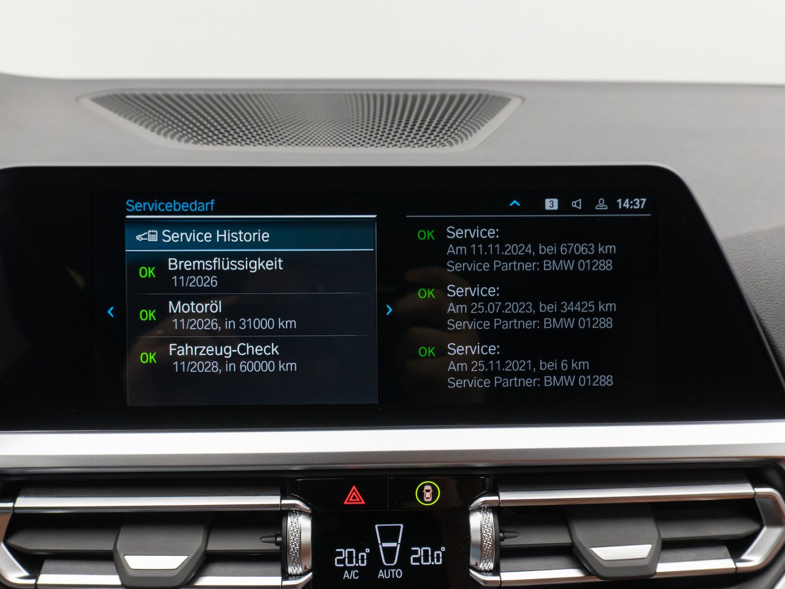 Fahrzeugabbildung BMW 330e  M Sport Kamera Laser HUD DAB HiFi Komfort
