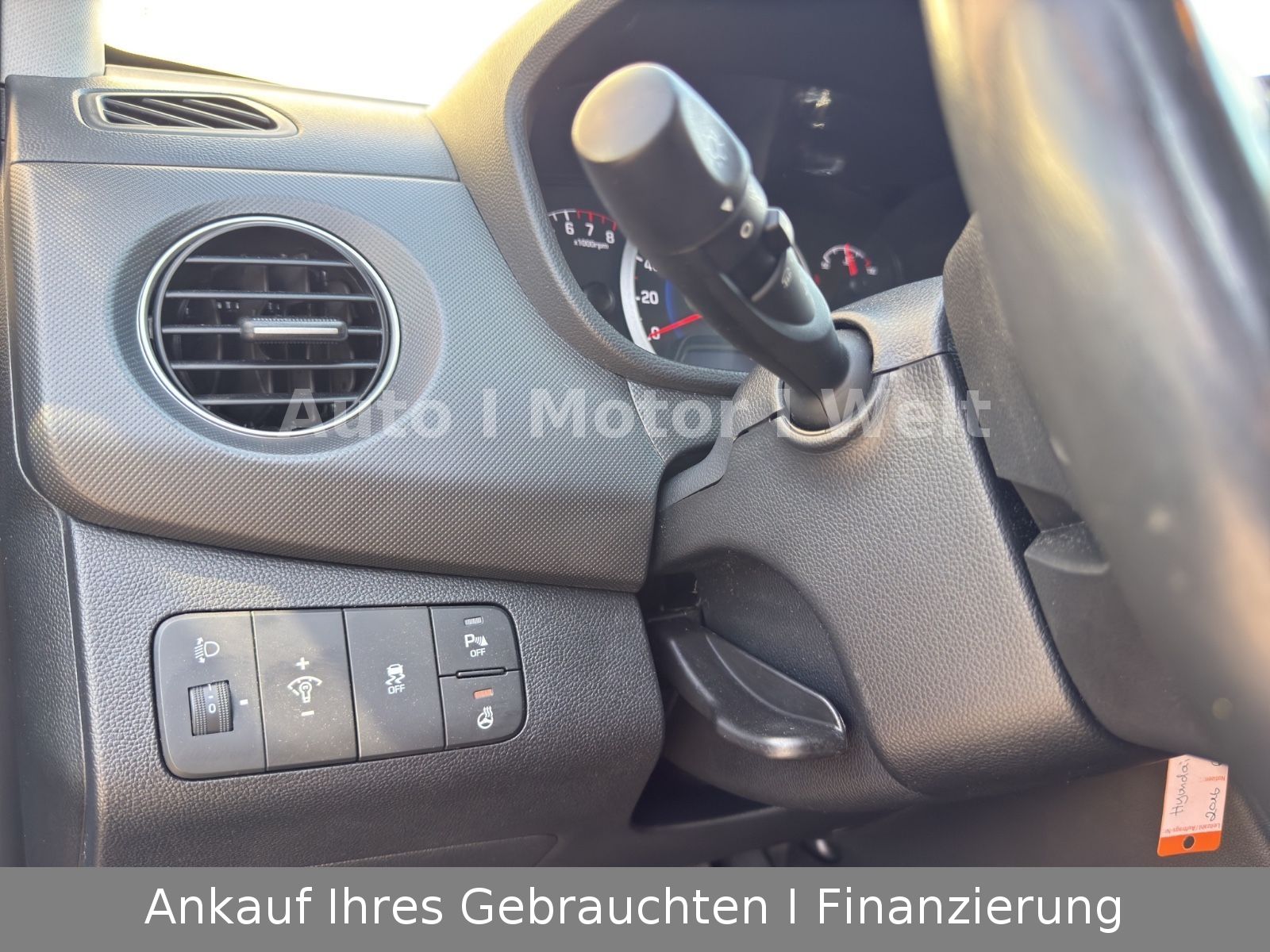 Fahrzeugabbildung Hyundai i10 Passion SHZ/AC-AUTO/ALU/LKRDHZG/BLUETOOTH