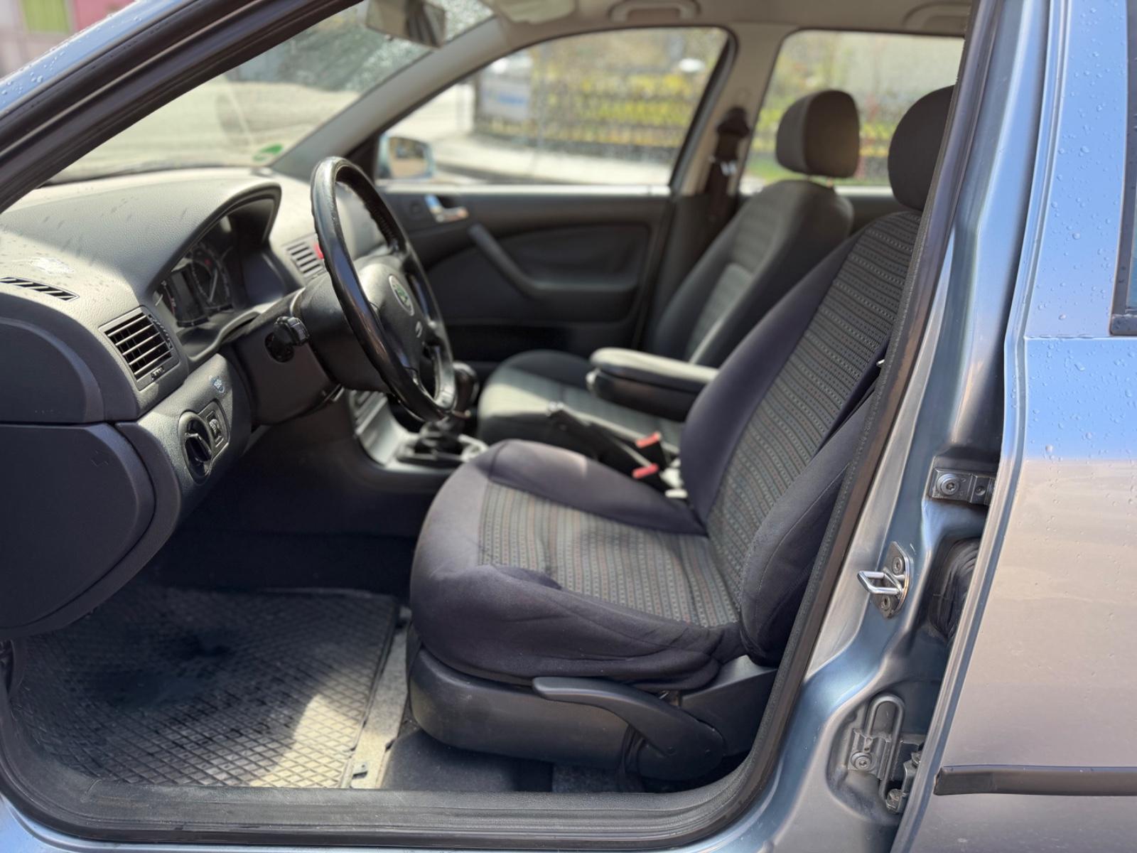 Skoda Octavia 2005 — photo 7