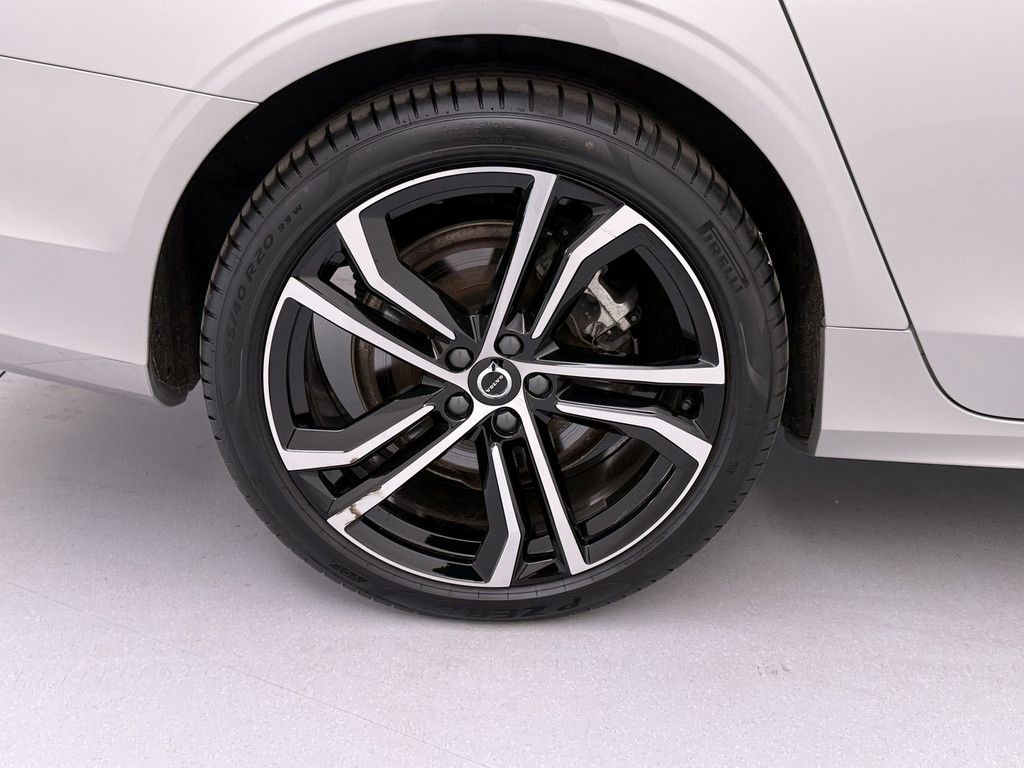 Volvo V90 T8 AWD Recharge Plug-In Hybrid Ultra Dark foto 24