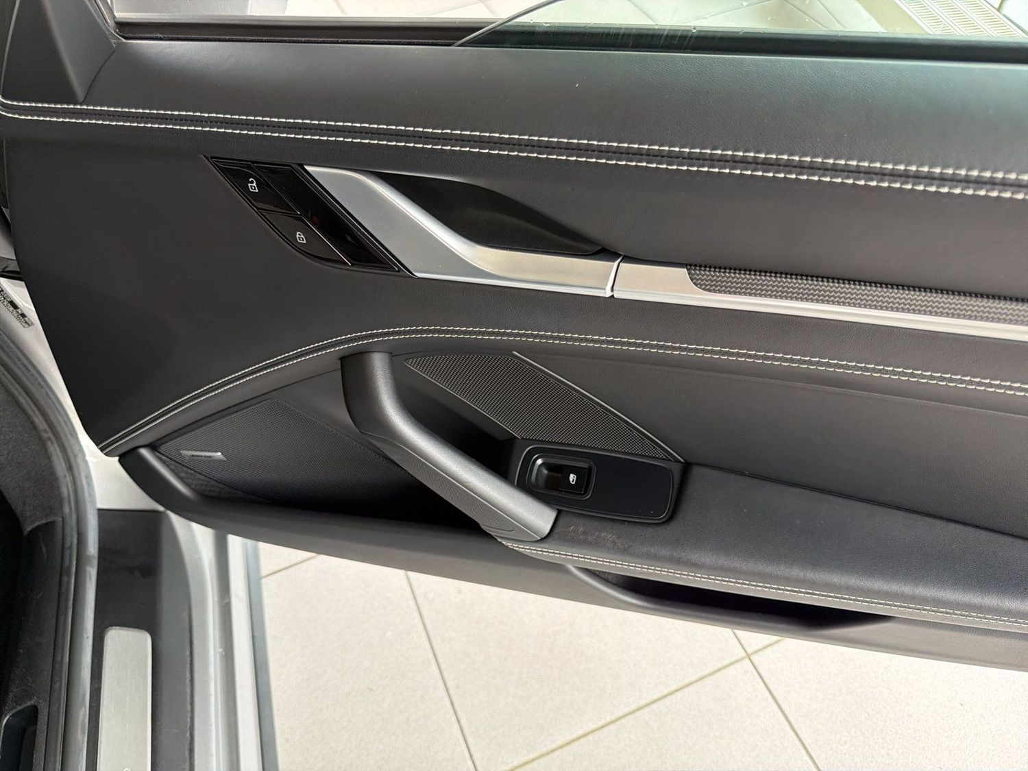 Porsche 992 Turbo Cabriolet BOSE PASM 360 APPROVED 5 27 foto 23